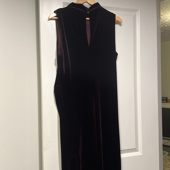 ASOS Velvet Maxi Dress - Picture 3 of 4